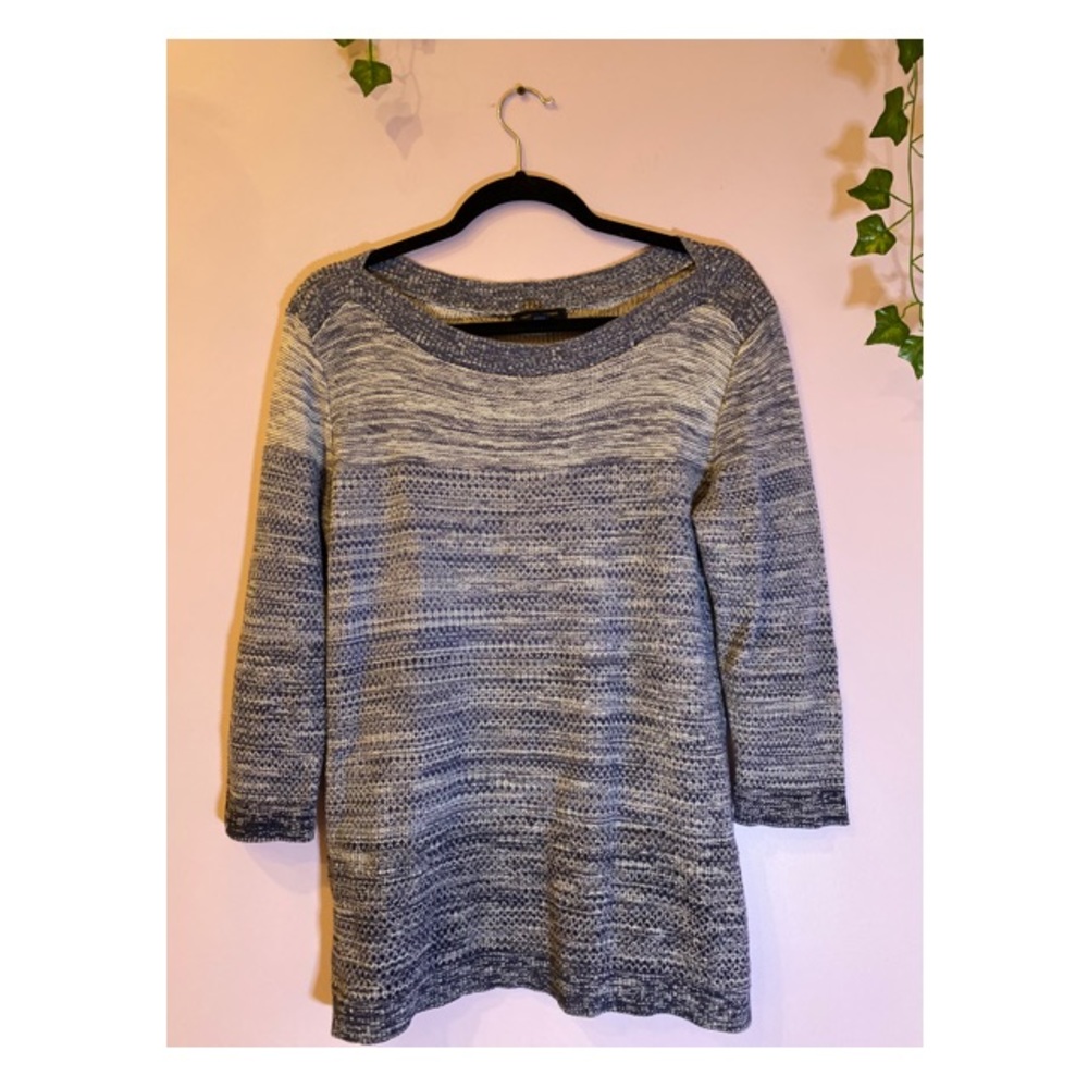 Tommy Hilfiger navy blue knit comfy sweater
